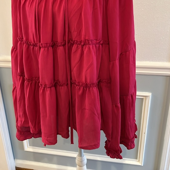 Like new pink ruffle blouse with flowy long sleeves - size small - Picture 4 of 9